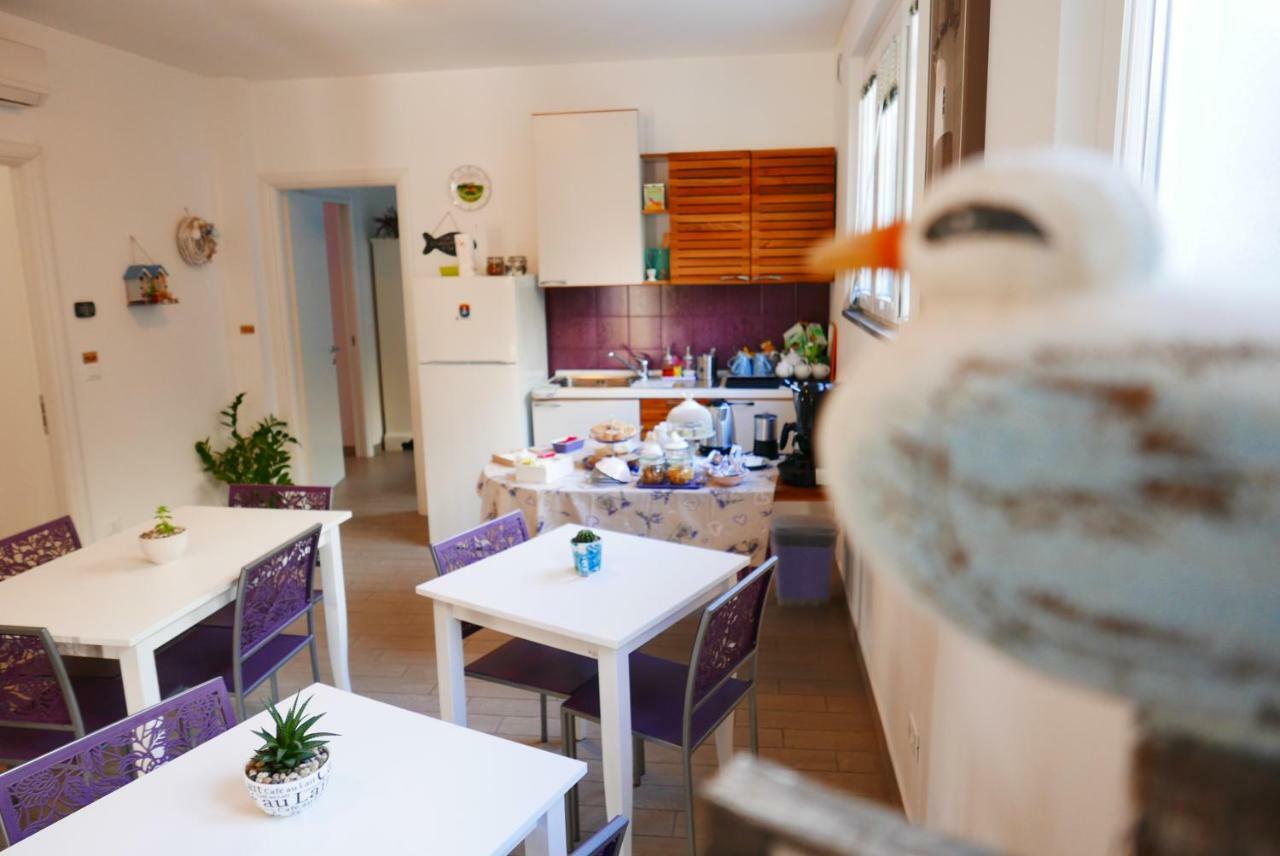 B&B Ai Tre Archi Spotorno Exteriör bild